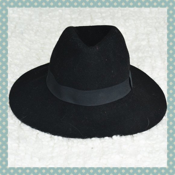 Forever 21 100% Wool Black Fedora - Picture 1 of 5